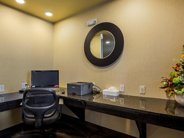 Cobblestone Inn & Suites - Altamont image 26